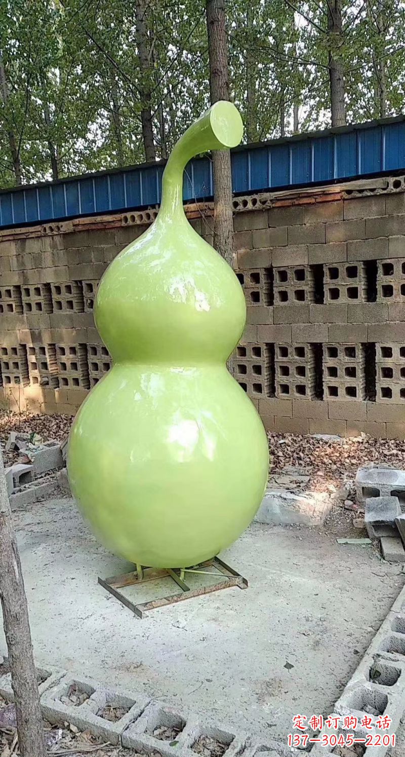 荆州玻璃钢葫芦雕塑艺术性与实用性的完美结合
