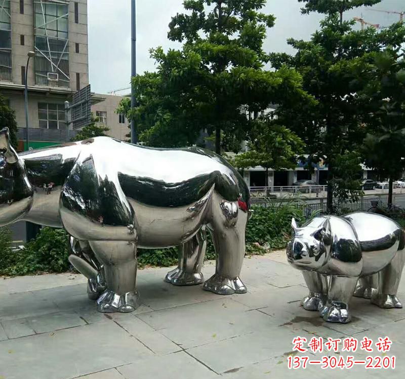 荆州不锈钢犀牛雕塑把大自然带入城市