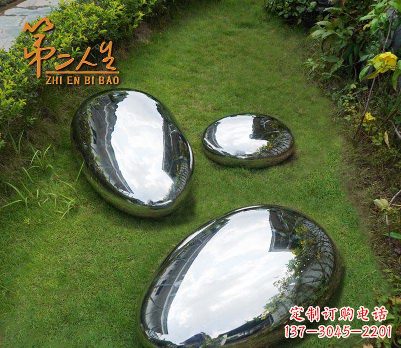荆州不锈钢公园的水滴雕塑构筑流动的美