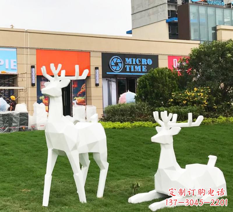 荆州不锈钢小鹿雕塑艺术之美