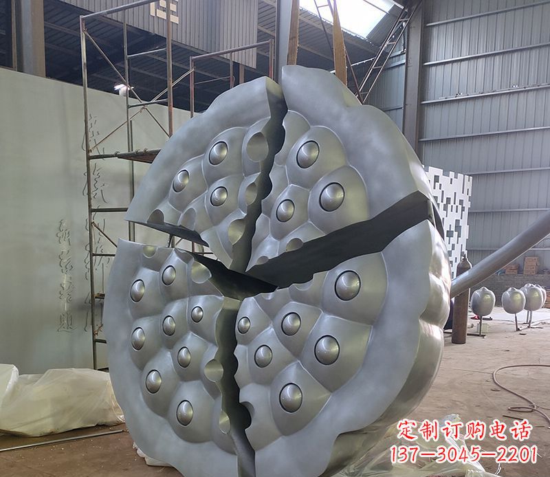 荆州不锈钢莲蓬雕塑精美外形 引人入胜