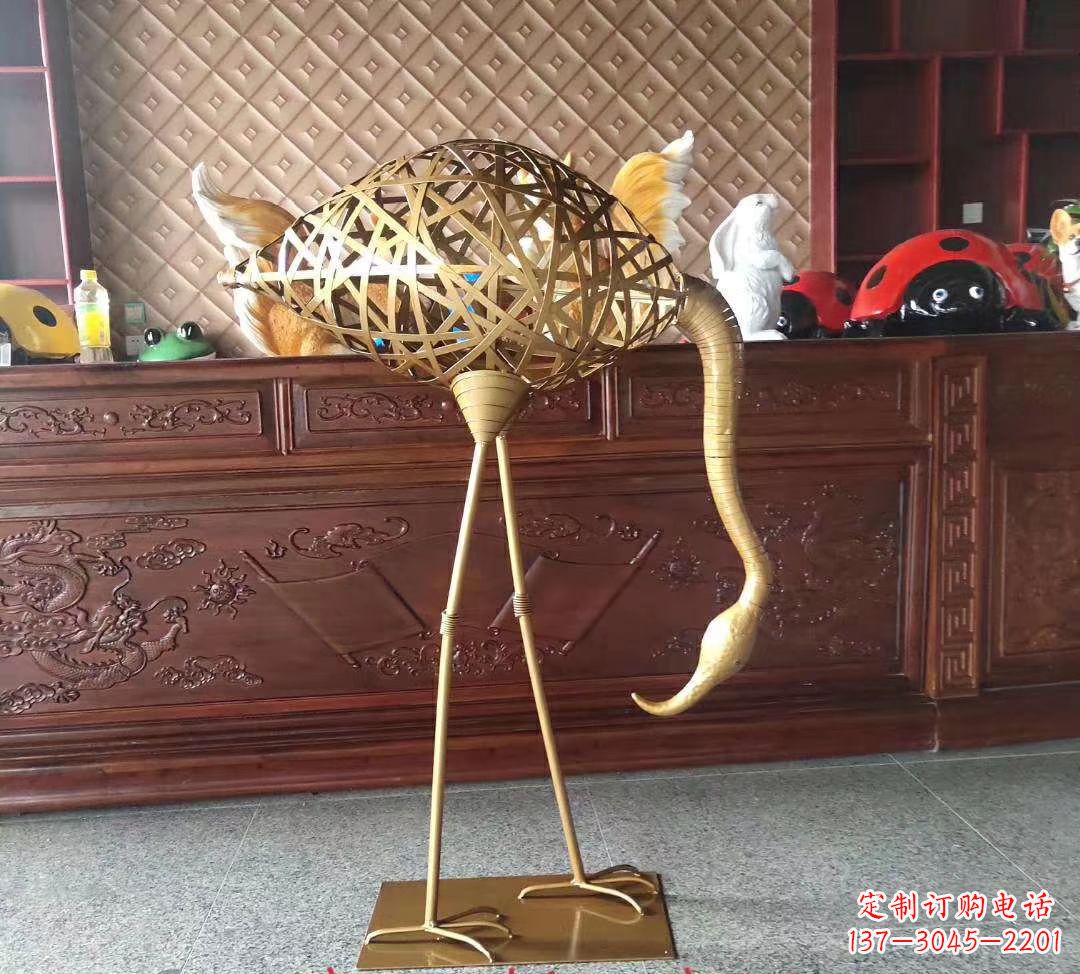 荆州不锈钢丹顶鹤雕塑精美外形,传承中华文化