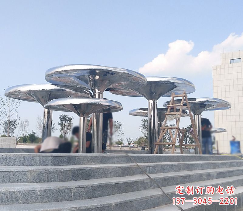 荆州艺术精美的不锈钢蘑菇公园雕塑