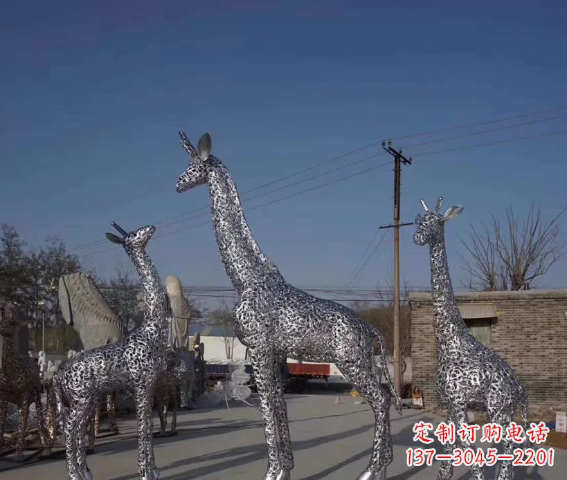 荆州不锈钢镂空雕塑长颈鹿