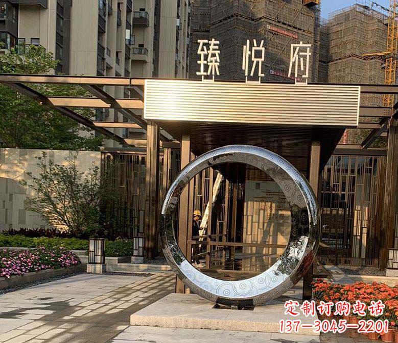 荆州不锈钢小区圆环雕塑赋予小区景观更多美感