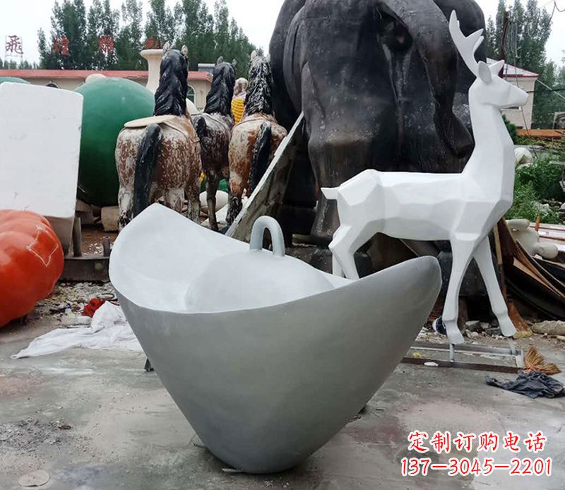 荆州金色福祉——元宝雕塑