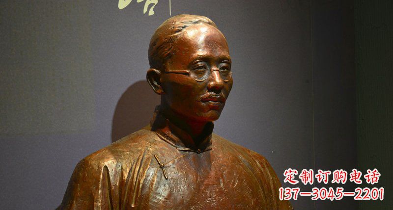 荆州蔡元培——一位传奇民族英雄的雕塑