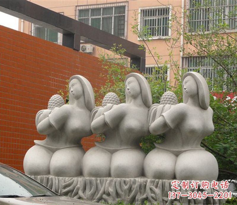 荆州抽象三个女人石雕