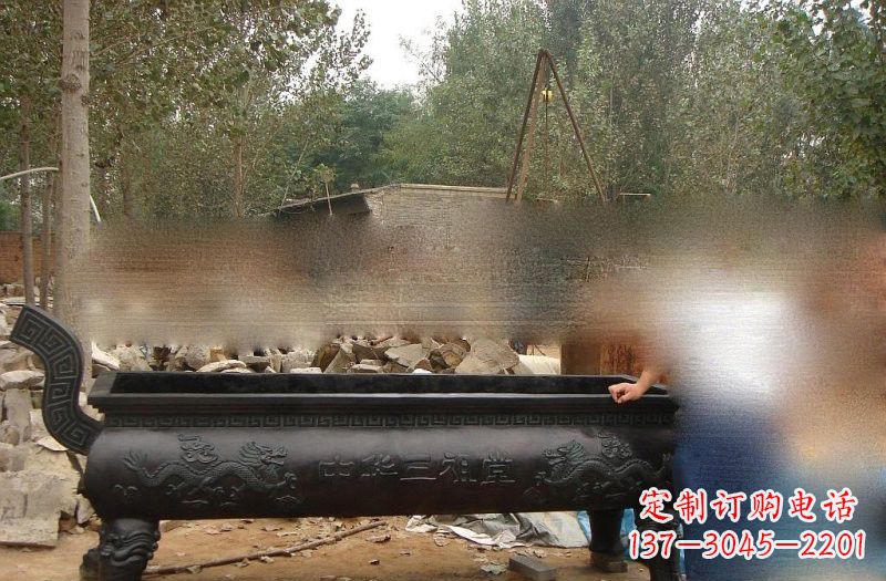 荆州祠堂方形香炉铜雕