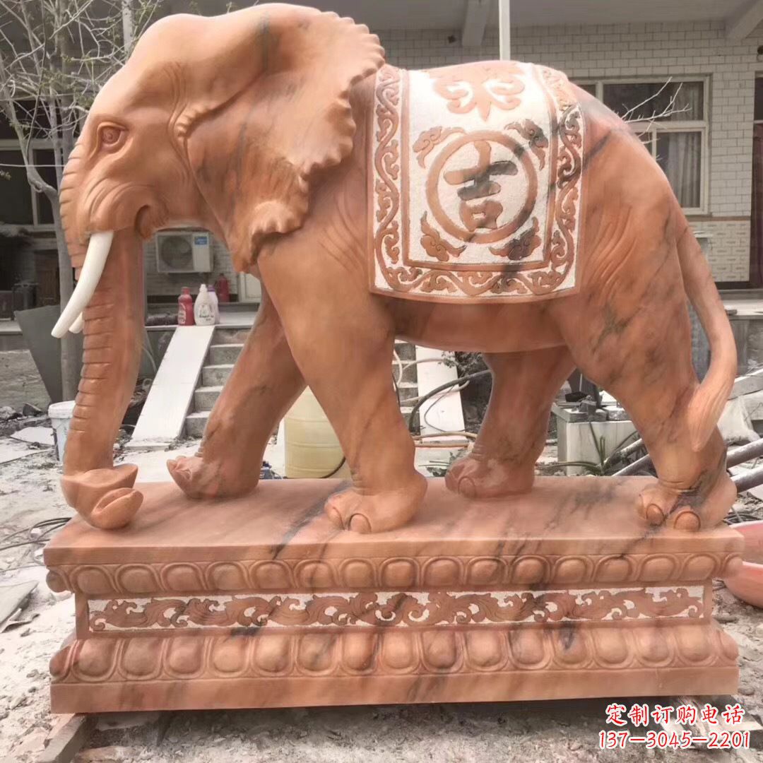 荆州大象柱子石雕景区