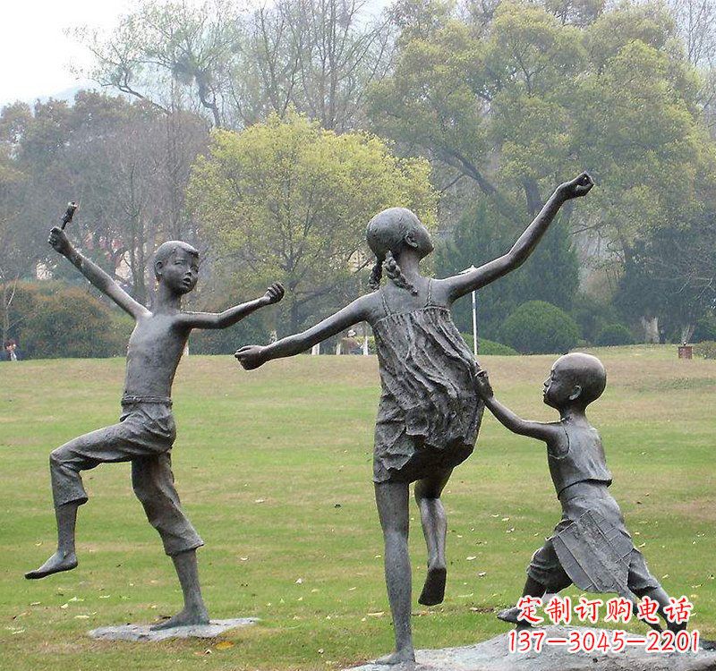 荆州公园人物放风筝的儿童铜雕