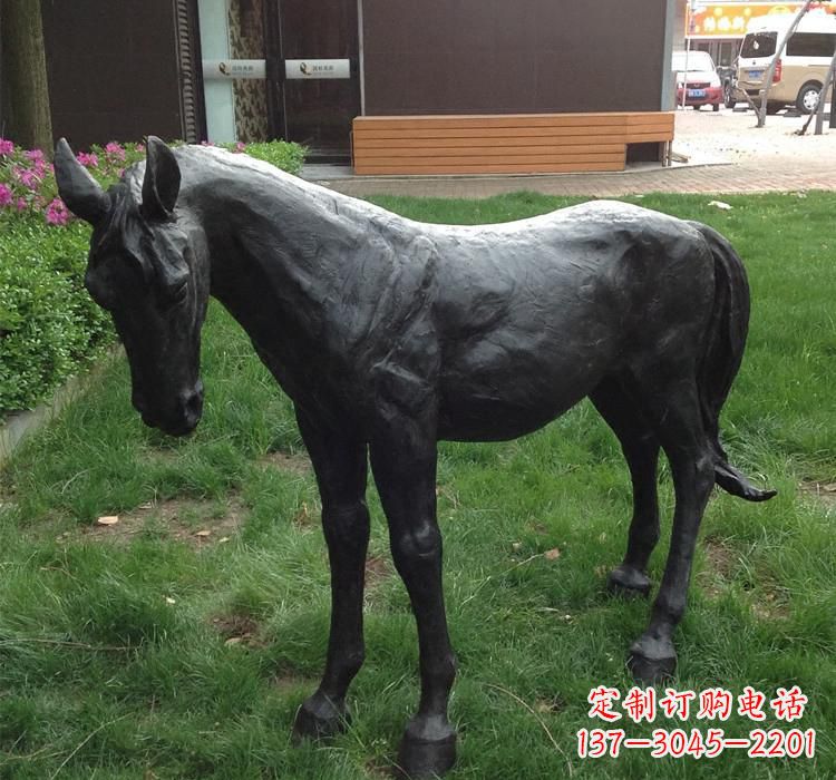 荆州大型雕塑装置——马雕塑