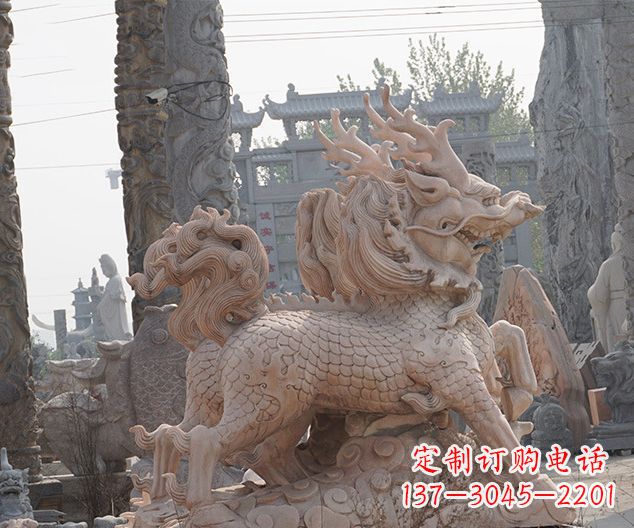 荆州古代神兽晚霞红麒麟石雕