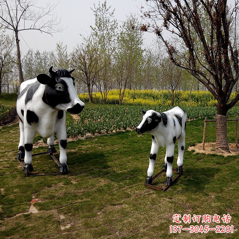 荆州动态奶牛雕塑精细手工制作