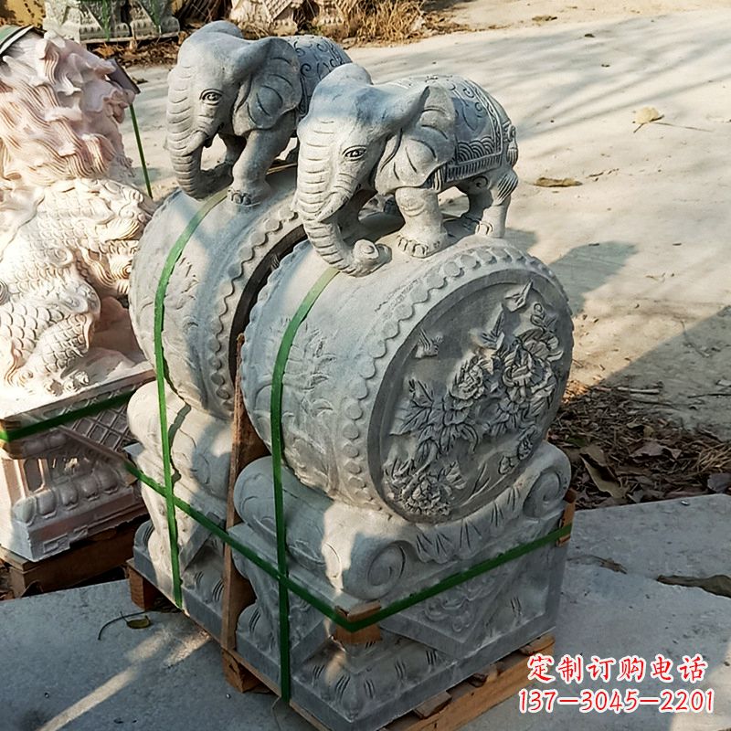荆州为您的大门增添重量感-中领雕塑石雕貔貅