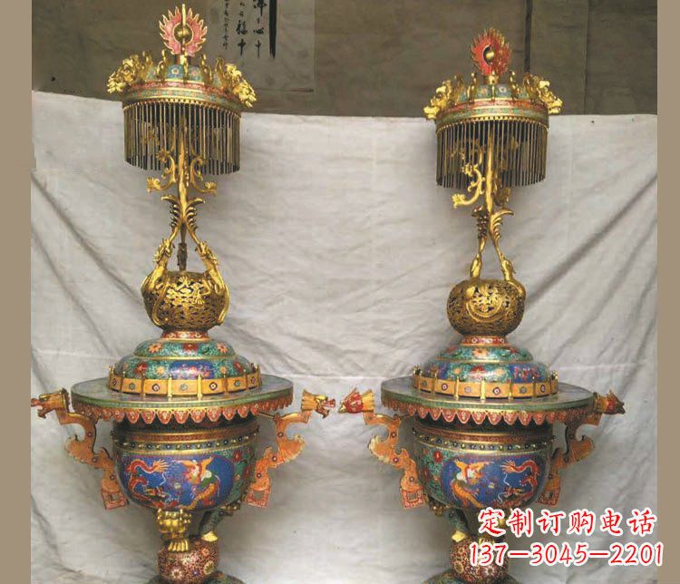 荆州铜雕彩绘香炉景观摆件