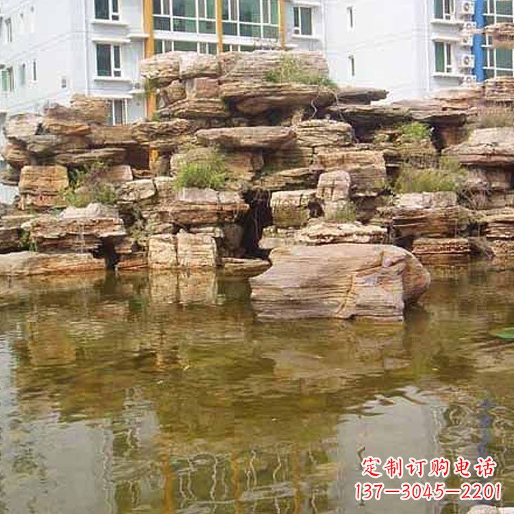 荆州小区庭院假山鱼池