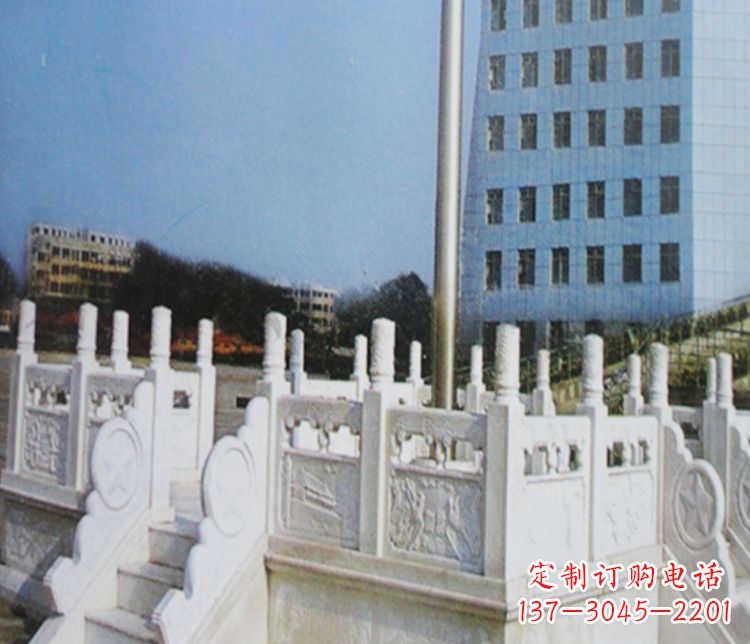 荆州校园汉白玉升旗台景观石雕