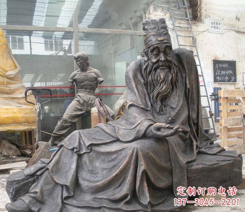 荆州张仲景铜雕